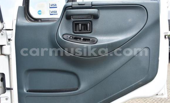 Acheter Occasion Utilitaire Nissan UD Blanc à Beitbridge, Matabeleland South Acheter Occasion Utilitaire Nissan UD Blanc à Beitbridge, Matabeleland South