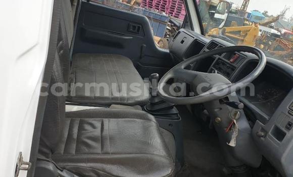 Buy Used Toyota Dyna White Truck in Beitbridge in Matabeleland South Buy Used Toyota Dyna White Truck in Beitbridge in Matabeleland South