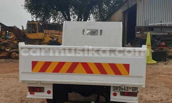 Buy Used Toyota Dyna White Truck in Beitbridge in Matabeleland South Buy Used Toyota Dyna White Truck in Beitbridge in Matabeleland South