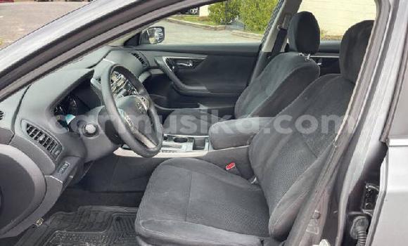 Acheter Occasion Voiture Nissan Altima Autre à Beitbridge, Matabeleland South Acheter Occasion Voiture Nissan Altima Autre à Beitbridge, Matabeleland South