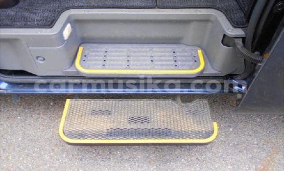 Tenga Tsaru Nissan NV350 Caravan Zvimwe Mota in Beitbridge in Matabeleland South Tenga Tsaru Nissan NV350 Caravan Zvimwe Mota in Beitbridge in Matabeleland South