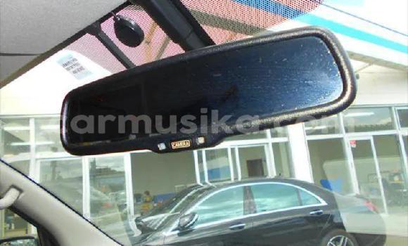 Tenga Tsaru Nissan NV350 Caravan Zvimwe Mota in Beitbridge in Matabeleland South Tenga Tsaru Nissan NV350 Caravan Zvimwe Mota in Beitbridge in Matabeleland South