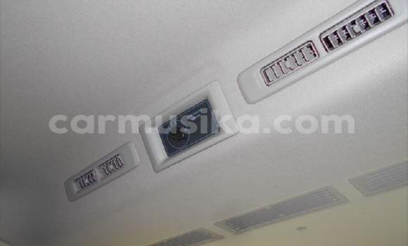 Tenga Tsaru Nissan NV350 Caravan Zvimwe Mota in Beitbridge in Matabeleland South Tenga Tsaru Nissan NV350 Caravan Zvimwe Mota in Beitbridge in Matabeleland South