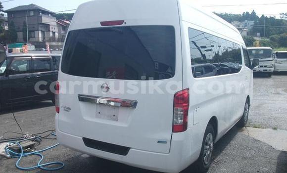 Tenga Tsaru Nissan NV350 Caravan Chena Mota in Beitbridge in Matabeleland South Tenga Tsaru Nissan NV350 Caravan Chena Mota in Beitbridge in Matabeleland South