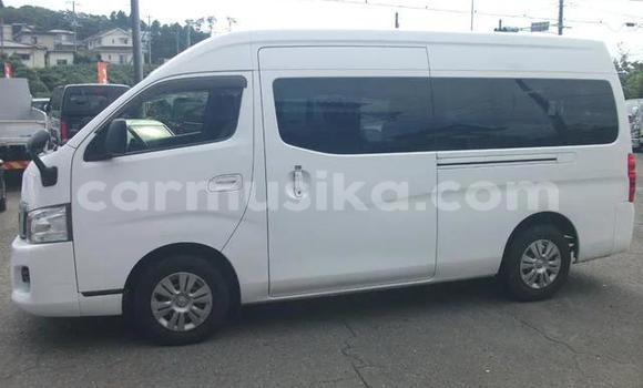 Tenga Tsaru Nissan NV350 Caravan Chena Mota in Beitbridge in Matabeleland South Tenga Tsaru Nissan NV350 Caravan Chena Mota in Beitbridge in Matabeleland South