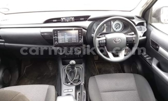 Acheter Neuf Voiture Toyota Hilux Autre à Borrowdale, Harare Acheter Neuf Voiture Toyota Hilux Autre à Borrowdale, Harare