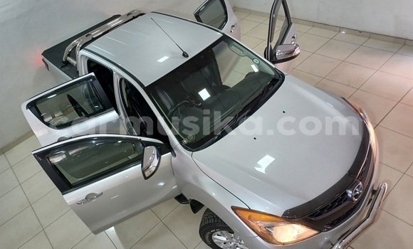 Tenga Tsaru Mazda BT-50 Sirivha Mota in Beitbridge in Matabeleland South Tenga Tsaru Mazda BT-50 Sirivha Mota in Beitbridge in Matabeleland South