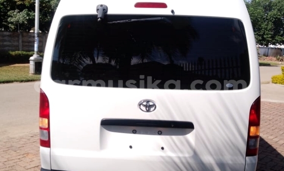 Acheter Occasion Voiture Toyota Hiace Blanc à Borrowdale, Harare Acheter Occasion Voiture Toyota Hiace Blanc à Borrowdale, Harare