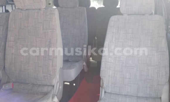 Acheter Occasion Voiture Toyota Hiace Blanc à Borrowdale, Harare Acheter Occasion Voiture Toyota Hiace Blanc à Borrowdale, Harare