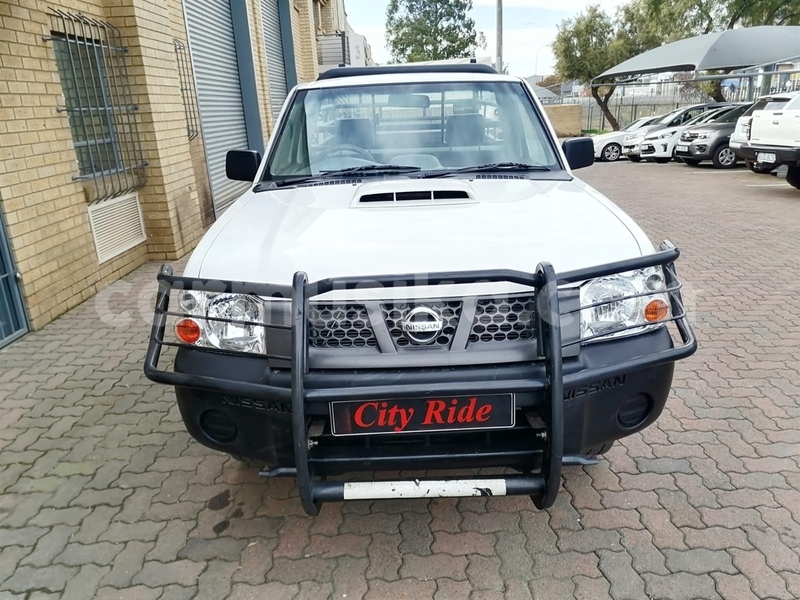 Big with watermark nissan np 300 matabeleland south beitbridge 29933