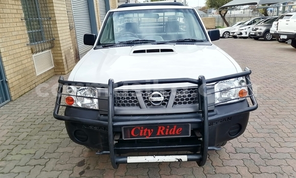 Tenga Tsaru Nissan NP 300 Chena Mota in Beitbridge in Matabeleland South Tenga Tsaru Nissan NP 300 Chena Mota in Beitbridge in Matabeleland South