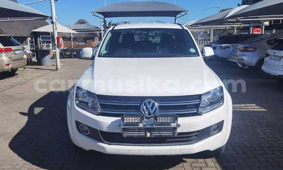 Buy Used Volkswagen Amarok White Car in Beitbridge in Matabeleland South Buy Used Volkswagen Amarok White Car in Beitbridge in Matabeleland South