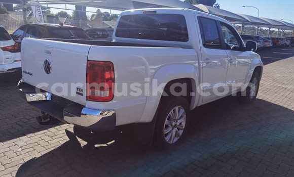 Buy Used Volkswagen Amarok White Car in Beitbridge in Matabeleland South Buy Used Volkswagen Amarok White Car in Beitbridge in Matabeleland South