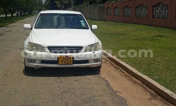 Nunua Ilio tumika Toyota Altezza Nyeupe Gari ndani ya Marondera nchini Mashonaland East