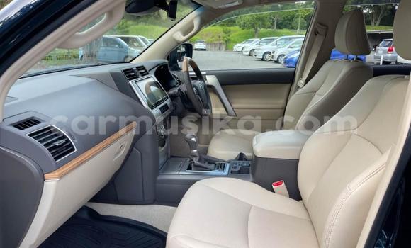 Acheter Occasion Voiture Toyota Land Cruiser Prado Noir à Avondale, Harare Acheter Occasion Voiture Toyota Land Cruiser Prado Noir à Avondale, Harare