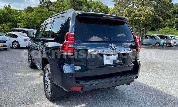 Acheter Occasion Voiture Toyota Land Cruiser Prado Noir à Avondale, Harare Acheter Occasion Voiture Toyota Land Cruiser Prado Noir à Avondale, Harare