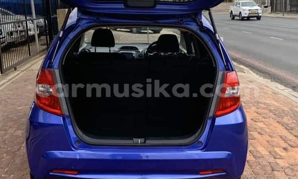 Acheter Occasion Voiture Honda Fit Bleu à Beitbridge, Matabeleland South Acheter Occasion Voiture Honda Fit Bleu à Beitbridge, Matabeleland South