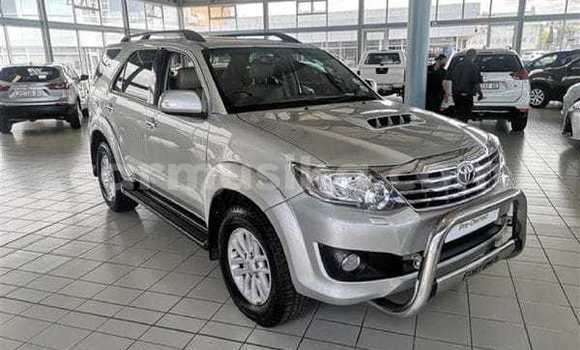 Buy Used Toyota Fortuner Silver Car in Beitbridge in Matabeleland South Buy Used Toyota Fortuner Silver Car in Beitbridge in Matabeleland South