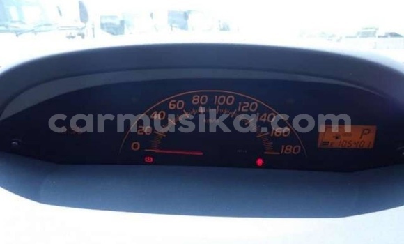 Buy Import Toyota Vitz White Car in Beitbridge in Matabeleland South Buy Import Toyota Vitz White Car in Beitbridge in Matabeleland South