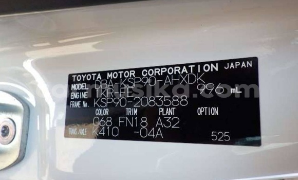 Buy Import Toyota Vitz White Car in Beitbridge in Matabeleland South Buy Import Toyota Vitz White Car in Beitbridge in Matabeleland South