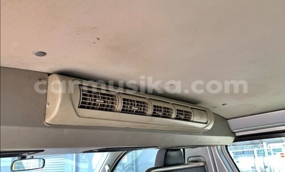 Buy Used Toyota Hiace Silver Car in Beitbridge in Matabeleland South Buy Used Toyota Hiace Silver Car in Beitbridge in Matabeleland South