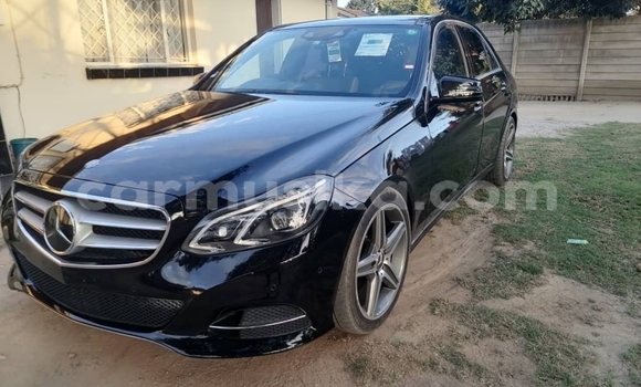 Acheter Neuf Voiture Mercedes-Benz E-Classe Noir à Borrowdale, Harare Acheter Neuf Voiture Mercedes-Benz E-Classe Noir à Borrowdale, Harare