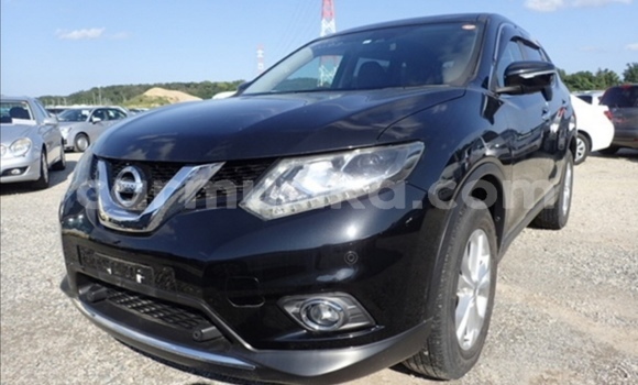 Acheter Occasion Voiture Nissan X–Trail Noir à Beitbridge, Matabeleland South