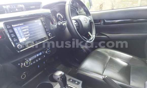 Acheter Neuf Voiture Toyota Hilux Blanc à Borrowdale, Harare Acheter Neuf Voiture Toyota Hilux Blanc à Borrowdale, Harare