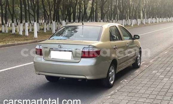 Nunua Ilio tumika Toyota Vios Fedha Gari ndani ya Alexandra Park nchini Harare Nunua Ilio tumika Toyota Vios Fedha Gari ndani ya Alexandra Park nchini Harare