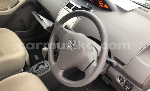 Buy Used Toyota Vitz Red Car in Beitbridge in Matabeleland South Buy Used Toyota Vitz Red Car in Beitbridge in Matabeleland South