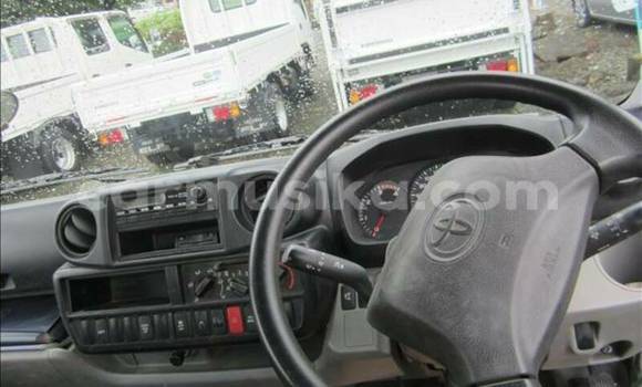 Buy Used Toyota Dyna White Truck in Beitbridge in Matabeleland South Buy Used Toyota Dyna White Truck in Beitbridge in Matabeleland South