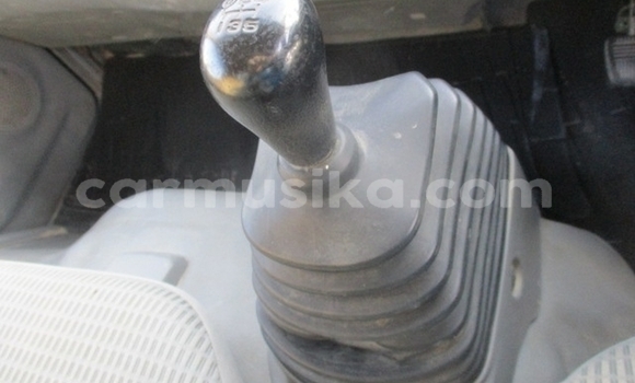 Nunua Ilio tumika Toyota Dyna Fedha Lori ndani ya Beitbridge nchini Matabeleland Kusini Nunua Ilio tumika Toyota Dyna Fedha Lori ndani ya Beitbridge nchini Matabeleland Kusini