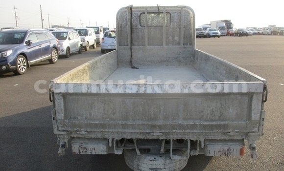 Nunua Ilio tumika Toyota Dyna Fedha Lori ndani ya Beitbridge nchini Matabeleland Kusini Nunua Ilio tumika Toyota Dyna Fedha Lori ndani ya Beitbridge nchini Matabeleland Kusini