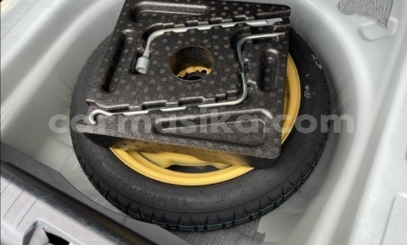 Acheter Occasion Voiture Toyota Allion Blanc à Beitbridge, Matabeleland South Acheter Occasion Voiture Toyota Allion Blanc à Beitbridge, Matabeleland South