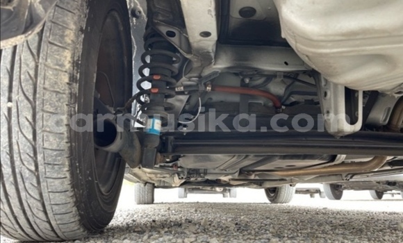 Acheter Occasion Voiture Toyota Allion Blanc à Beitbridge, Matabeleland South Acheter Occasion Voiture Toyota Allion Blanc à Beitbridge, Matabeleland South