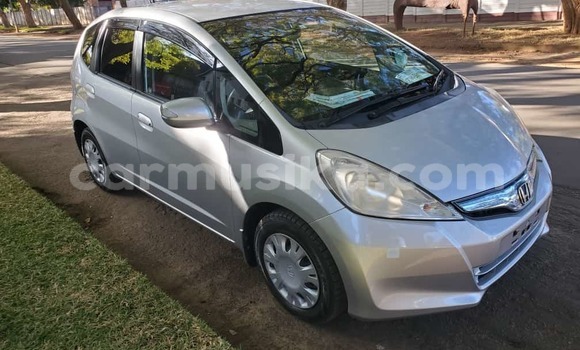 Acheter Neuf Voiture Honda Fit Gris à Borrowdale, Harare Acheter Neuf Voiture Honda Fit Gris à Borrowdale, Harare