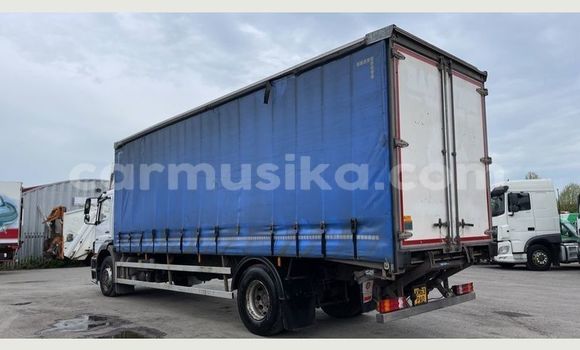 Buy Used Mercedes‒Benz Truck Other Truck in Beitbridge in Matabeleland South Buy Used Mercedes‒Benz Truck Other Truck in Beitbridge in Matabeleland South