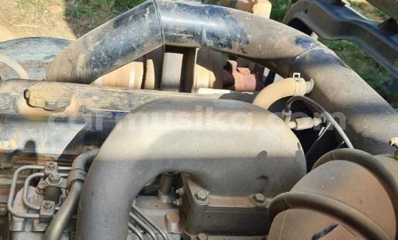 Acheter Occasion Utilitaire Nissan UD Autre à Beitbridge, Matabeleland South Acheter Occasion Utilitaire Nissan UD Autre à Beitbridge, Matabeleland South