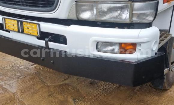 Acheter Occasion Utilitaire Nissan UD Autre à Beitbridge, Matabeleland South Acheter Occasion Utilitaire Nissan UD Autre à Beitbridge, Matabeleland South