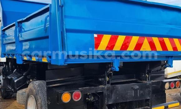 Acheter Occasion Utilitaire Nissan UD Autre à Beitbridge, Matabeleland South Acheter Occasion Utilitaire Nissan UD Autre à Beitbridge, Matabeleland South