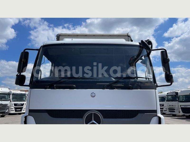 Big with watermark mercedes benz truck matabeleland south beitbridge 30041