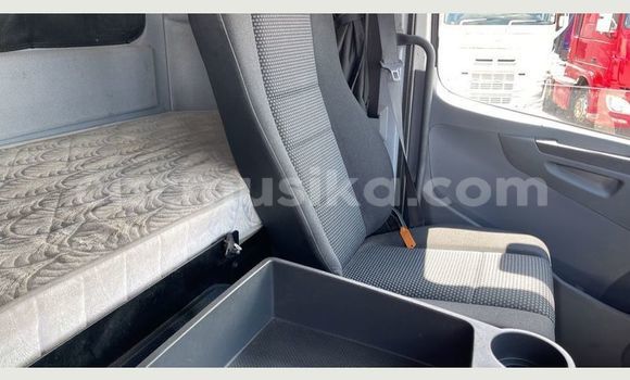 Buy Used Mercedes‒Benz Truck White Truck in Beitbridge in Matabeleland South Buy Used Mercedes‒Benz Truck White Truck in Beitbridge in Matabeleland South