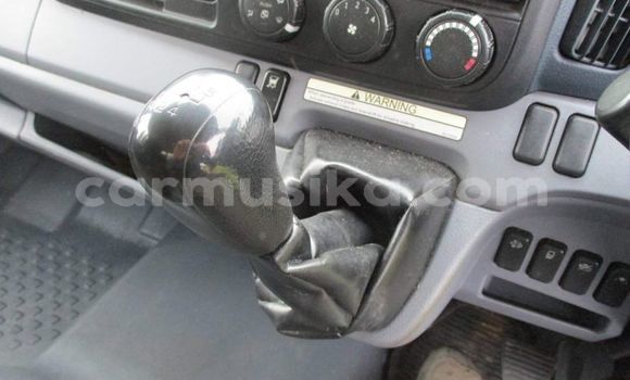 Acheter Occasion Utilitaire Mitsubishi Canter Blanc à Beitbridge, Matabeleland South Acheter Occasion Utilitaire Mitsubishi Canter Blanc à Beitbridge, Matabeleland South