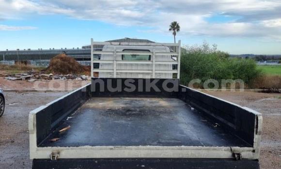 Tenga Tsaru Toyota Dyna Chena Rori in Beitbridge in Matabeleland South Tenga Tsaru Toyota Dyna Chena Rori in Beitbridge in Matabeleland South