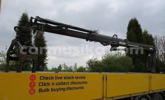 Acheter Occasion Utilitaire Iveco Cargo Autre à Beitbridge, Matabeleland South Acheter Occasion Utilitaire Iveco Cargo Autre à Beitbridge, Matabeleland South