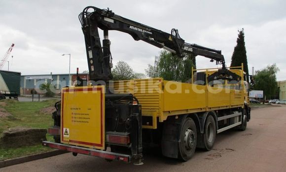 Acheter Occasion Utilitaire Iveco Cargo Autre à Beitbridge, Matabeleland South Acheter Occasion Utilitaire Iveco Cargo Autre à Beitbridge, Matabeleland South