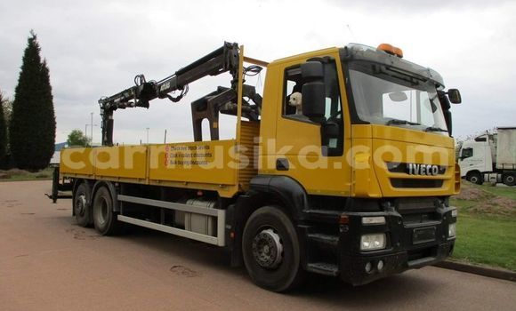 Acheter Occasion Utilitaire Iveco Cargo Autre à Beitbridge, Matabeleland South Acheter Occasion Utilitaire Iveco Cargo Autre à Beitbridge, Matabeleland South