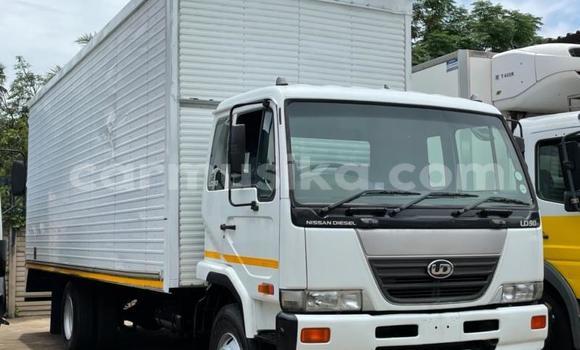 Acheter Occasion Utilitaire Nissan UD Autre à Beitbridge, Matabeleland South Acheter Occasion Utilitaire Nissan UD Autre à Beitbridge, Matabeleland South