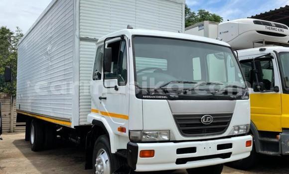 Acheter Occasion Utilitaire Nissan UD Autre à Beitbridge, Matabeleland South Acheter Occasion Utilitaire Nissan UD Autre à Beitbridge, Matabeleland South