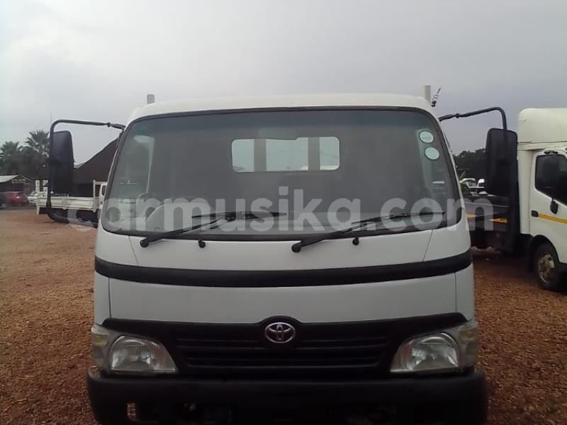 Big with watermark toyota dyna matabeleland south beitbridge 30050